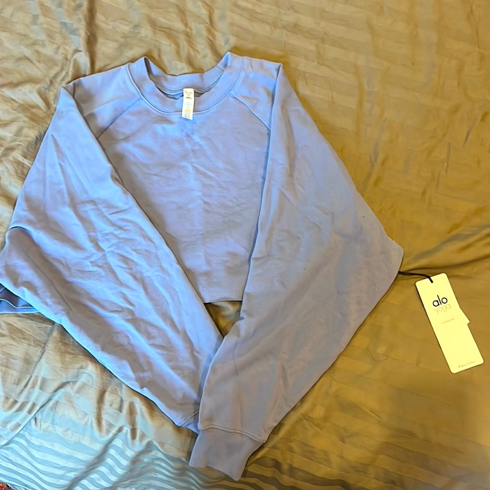 alo yoga double take pullover medium blue moon